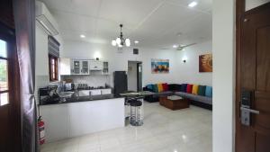 Panadura Urban Apartments - Garnet Suite