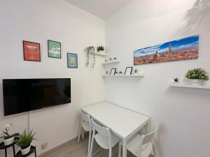 Mondo House