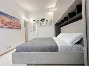 Mondo House