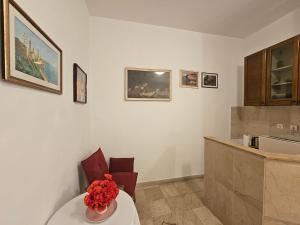 Dioklecian`s Palace room D16