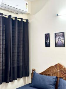 Roomzzy homestay near koramangala and BTM Layout