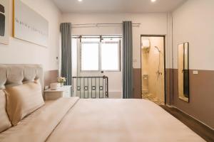 Morden Apt 6Br Old Quater