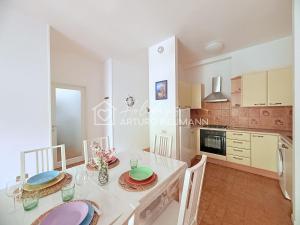 250 - Appartamento trilocale con portico e giardino, aria condizionata, a 150 mt dal centro di Numana - SPIAGGIA WHITE BEACH CLUB OMAGGIO dal lun al ven dal 24-08