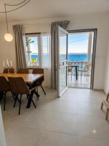 SeVeN Holiday home - Beachfront by the Sea, Velebit, Nature