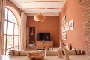 Berber house, private pool, Atlas view