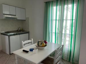Mylos Apartments Naxos