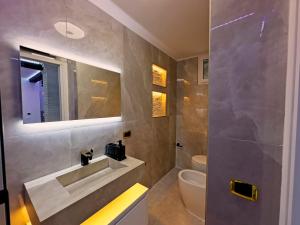 White Pearl Exclusive Apartment