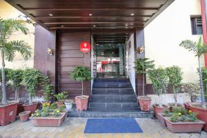 Hotel O by OYO MM Yellowuds
