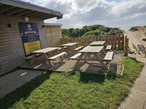 6 Ocean Park private 4 birth bar on site 5 minute walk to beach