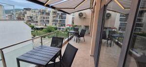East Beach Marina View Apartment