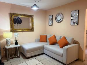 Townhouse Ejecutivo! En Rio de Piedras, Cortés