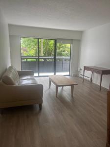 Mckenzie ave two bedroom apartment