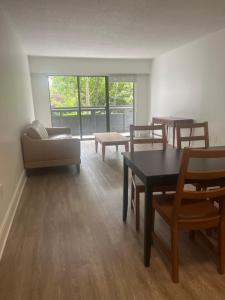 Mckenzie ave two bedroom apartment