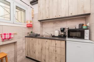 Affordable Apartment for Two in Athens
