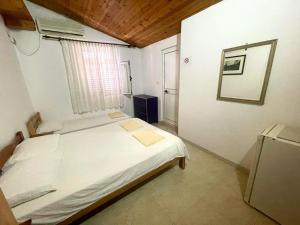 Era`s House