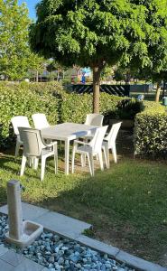 Roverelle Garden Apartment Lido Altanea
