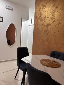 Apartment by Bar