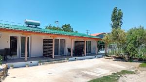 Studios Bakali