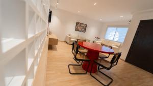 Lake City 1BR Design Apt · Berges du Lac