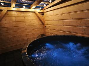 Domek z jacuzzi Domek u Mrugały