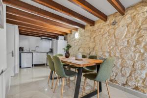 Paris aux portes du Marais, duplex de caractère avec 2 chambres
