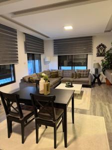 Modern Cozy Apartment in Abdoun