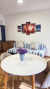 F-Holiday Apartment