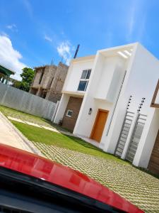 Luna Caribe Retreat Spacious Home Minutes from Beaches & Airport 3 bedroom
