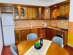 Suny Apartament near city center