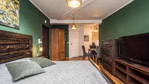 High End Apartment in Krakow Old Town - AC, Netflix, Prime