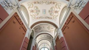 High End Apartment in Krakow Old Town - AC, Netflix, Prime