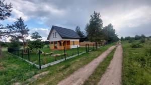 Dom nad jeziorem Serwy