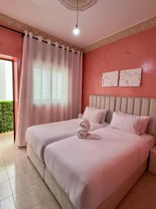 Cozy Apartment City Center with Balcony N20