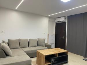Ben Apartment