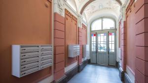High End Apartment in Krakow Old Town - AC, Netflix, Prime