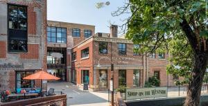 Prime Location! 2BR Near Benz Stadium, and more !
