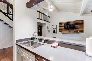 Sierra Manors 145