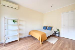 Sunny Balcony Room - Marquês de Pombal