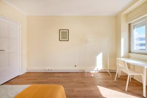 Sunny Balcony Room - Marquês de Pombal