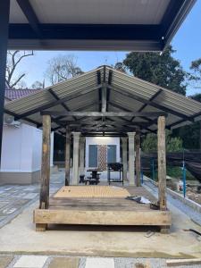 Private Pool Homestay Kota Bharu 3 Bilik Tidur Muat 12 Tetamu