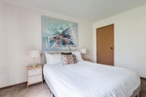 Solanders Retro Residence - Group Stay by the Beach
