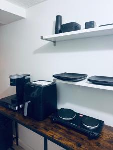 Boston Studio Full Amenities 25 Min Downtown