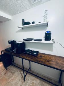 Boston Studio Full Amenities 25 Min Downtown