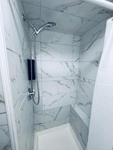 Boston Studio Full Amenities 25 Min Downtown