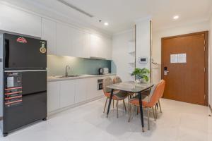Landmark Luxury Apartment Vinhomes Central Park