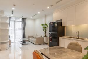 Landmark Luxury Apartment Vinhomes Central Park
