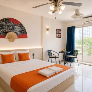 View Talay 1B Apartments