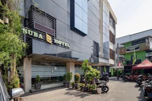 RedDoorz Plus at Suba Hotel Tanjung Duren
