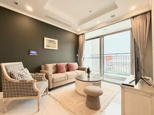 Landmark 6 Flash Sale Luxury 2BR Tonight
