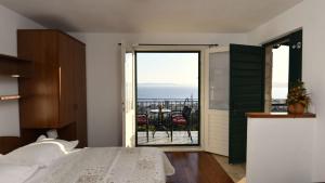 Holiday Home Ane - Makarska by Villas Guide